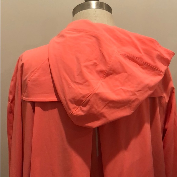 Lululemon sun showers jacket - Picture 6 of 6